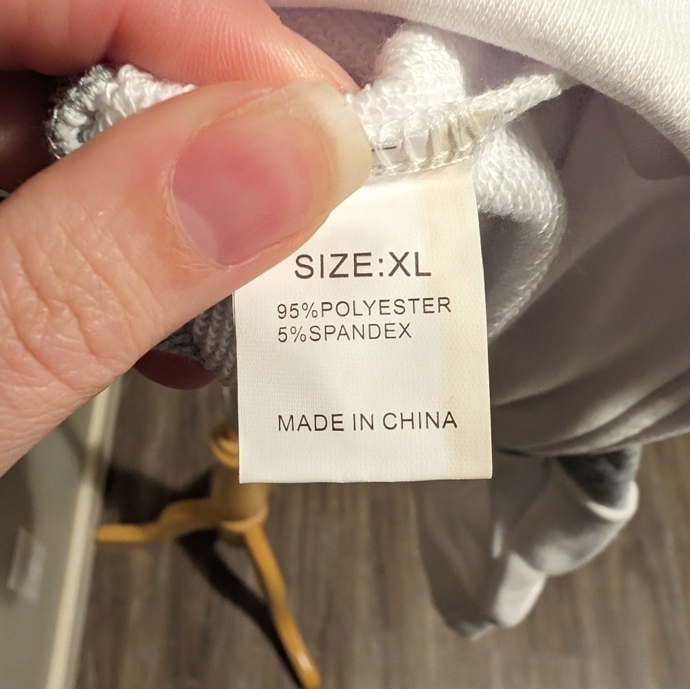NWT‎ asymmetrical sweater - Picture 4 of 5